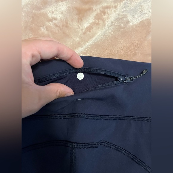 Lululemon Speed Tight Midnight Navy Pockets Luxtreme - Picture 13 of 14